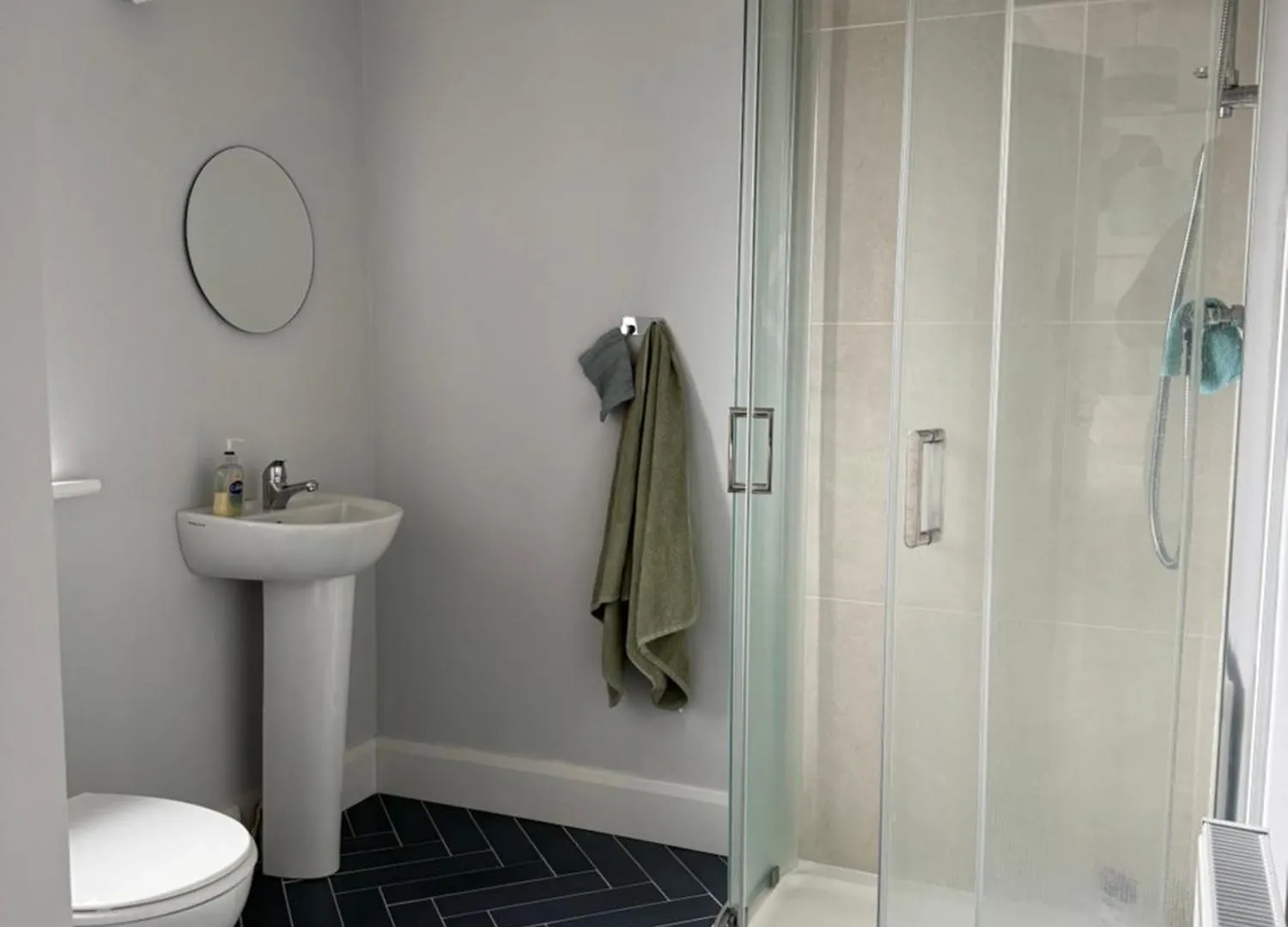 Double Bedroom With Private Bathroom Close To City Center Cork